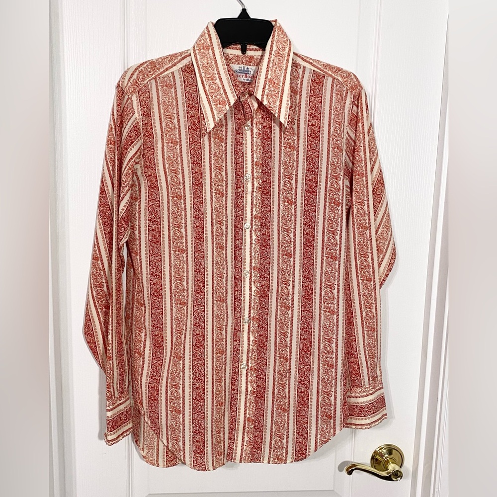 Vintage-Inspired Red Stripe Men's Button-Up Shirt